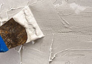 Uso de lechada para azulejos