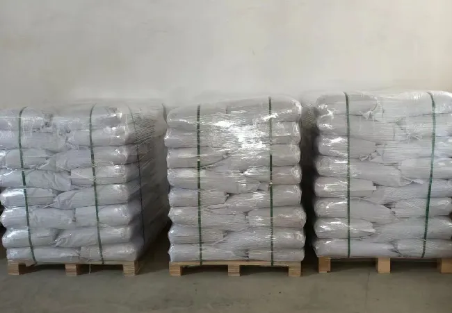 Almacenamiento de plastificante