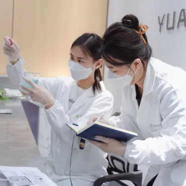lab-staff